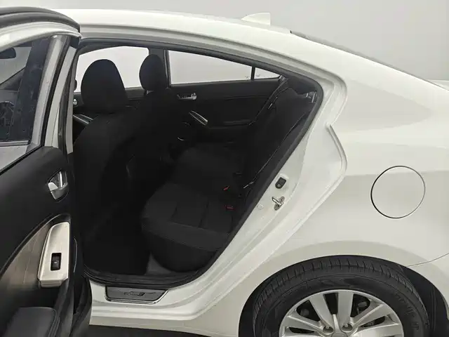 Kia K3 2015 1.6L Manual GLS фото 6