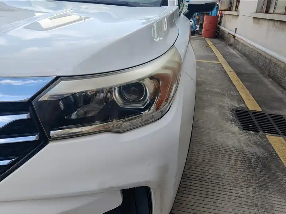 GAC Trumpchi Trumpchi GS4 2017 200T G-DCT 2WD Comfort фото 5
