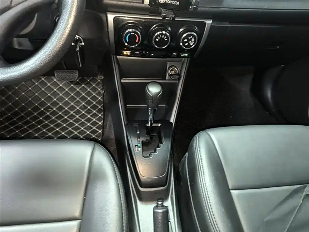 Toyota YARiS L Zhi Xuan 2019 1.5E CVT MeiDong Edition China VI фото 14