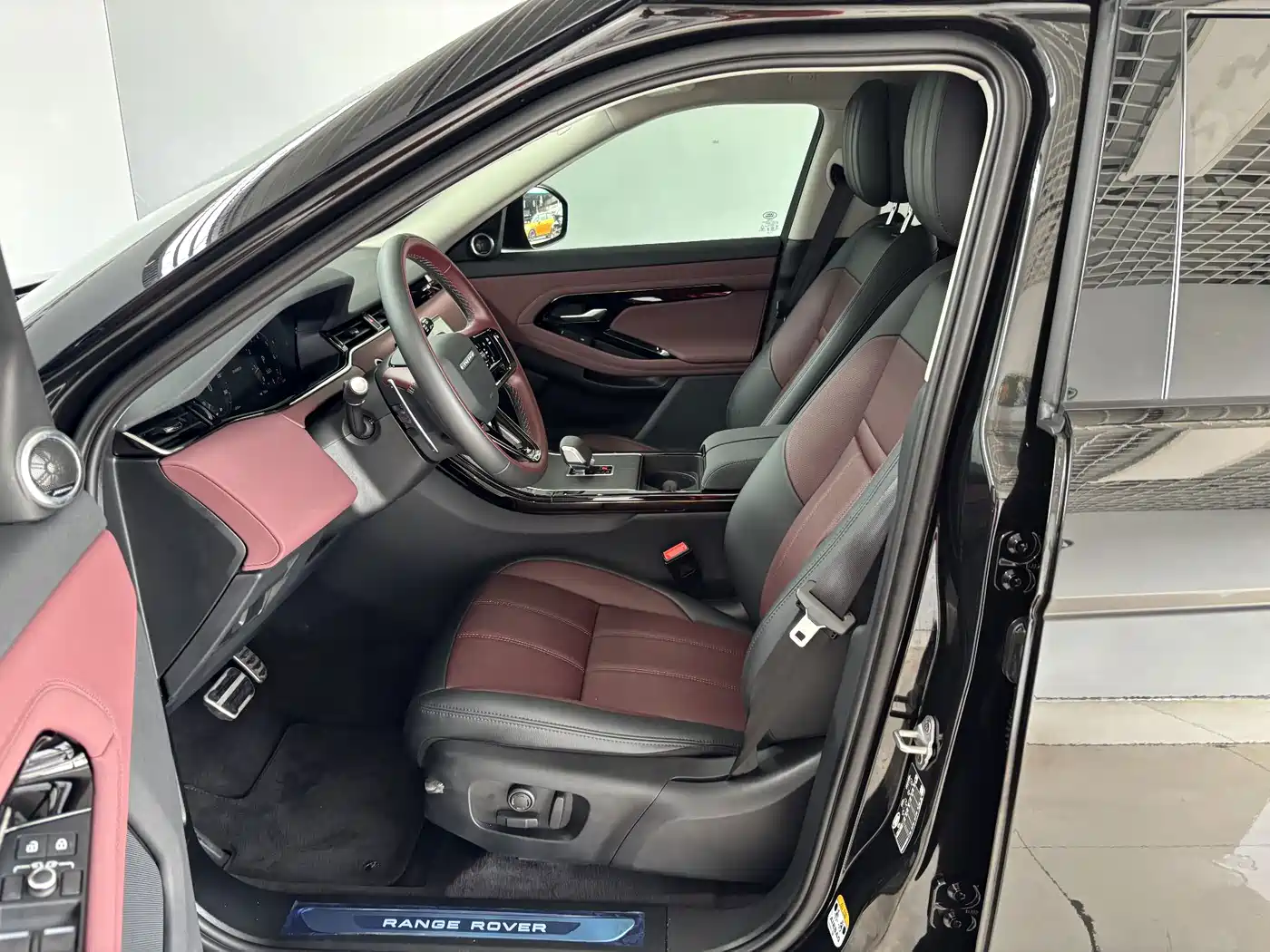 Land Rover Range Rover Evoque 2026 2026 Range Rover Evoque L SE