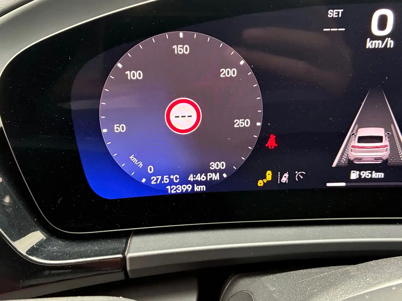 Porsche Macan EV 2024 Macan Long Range фото 7