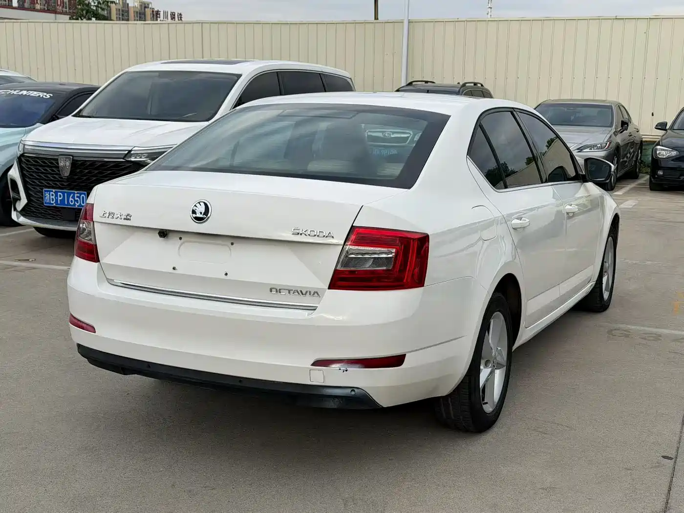 Škoda Octavia 2015 1.6L Automatic逸俊版 фото 4