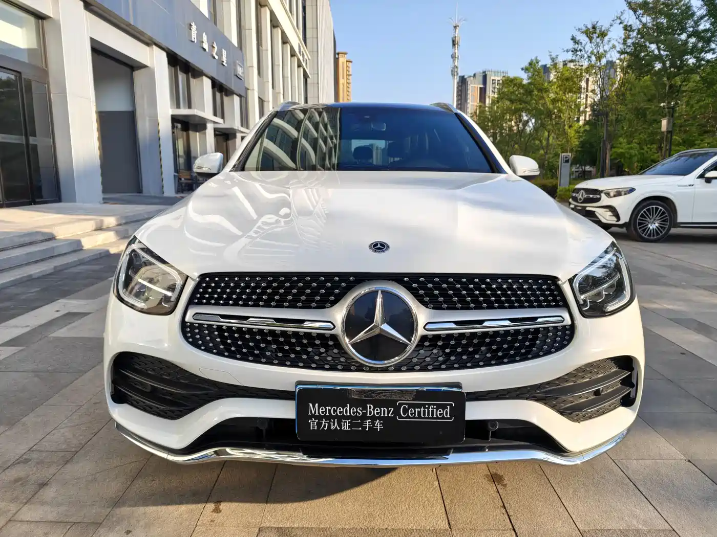 Mercedes-Benz GLC 2020 GLC 260 L 4MATIC Luxury фото 3