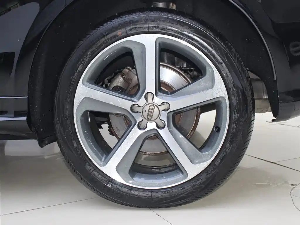Audi Q5 (Import) 2013 45 TFSI quattro Sport фото 18