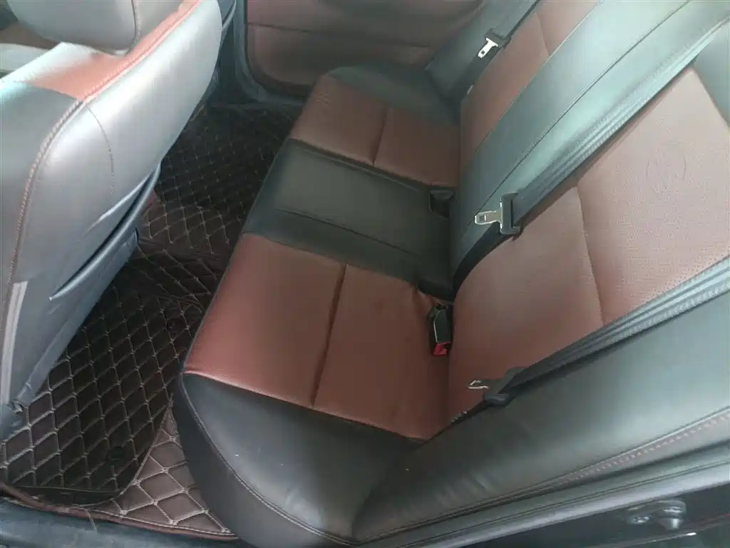 BYD F3 2012 Energy-saving Edition 1.5L Manual Comfort фото 17