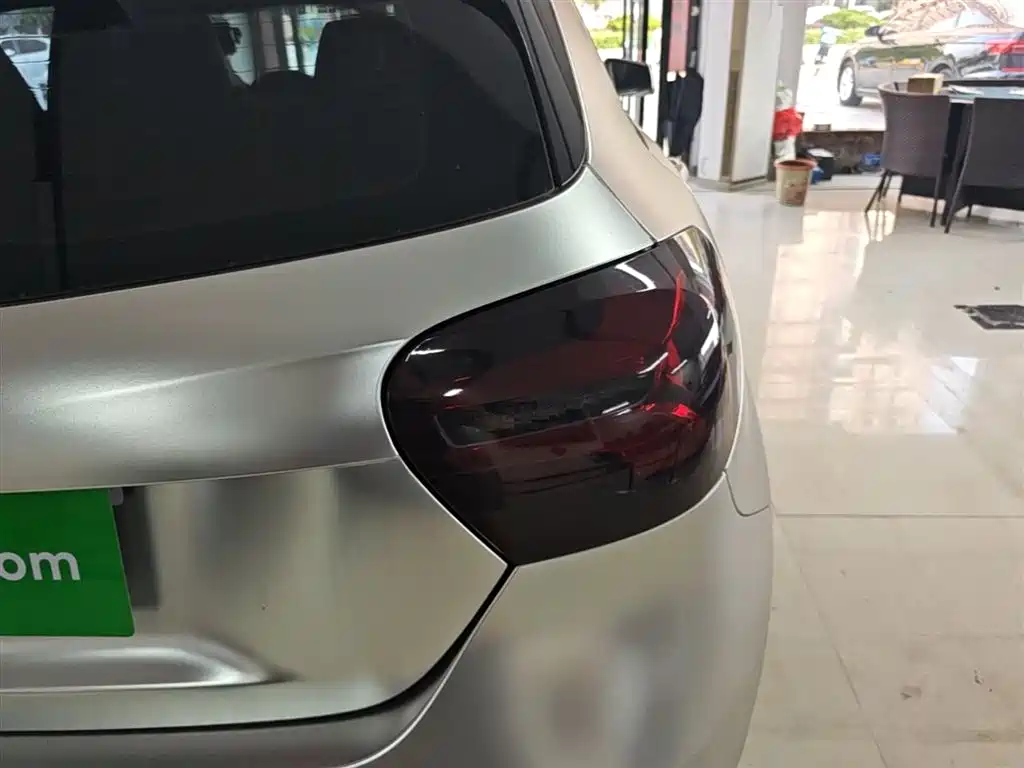 Mercedes-Benz A-Class (Import) 2017 Facelift A 200 Dynamic фото 8