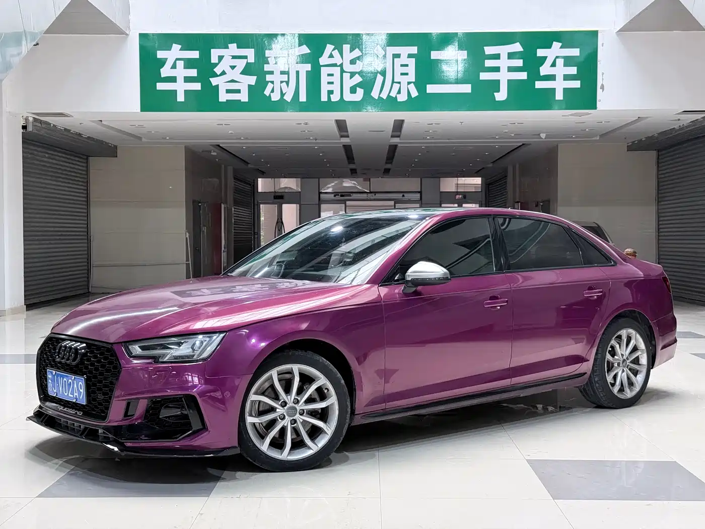 Audi A4L 2018 30th Anniversary 40 TFSI Fashion
