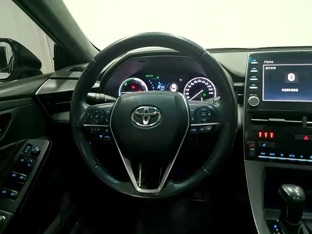 Toyota Avalon 2019 Hybrid 2.5L XLE Premium Edition China V фото 9