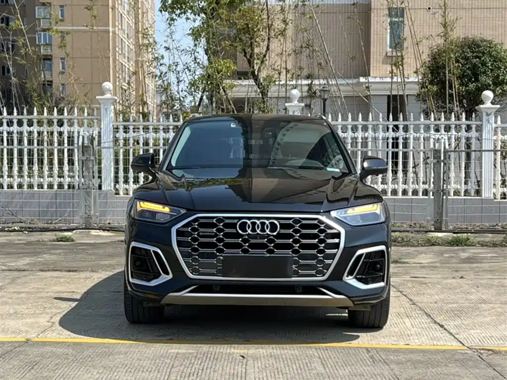 Audi Q5L 2022 Facelift 40T Luxury Dynamic фото 3