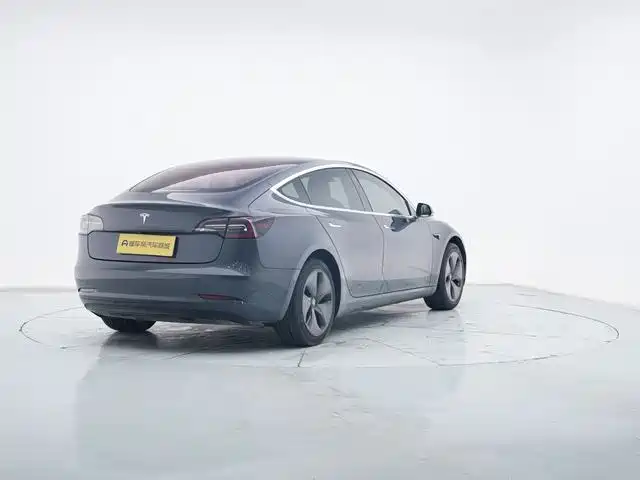 TESLA MODEL 3 (IMPORTED)
