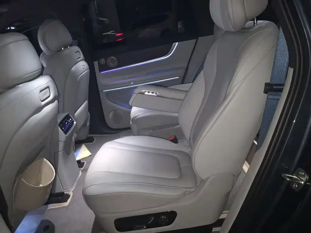 AITO Wenjie AITO M9 2024 2024 Extended Range Ultra 42kWh 6-Seater