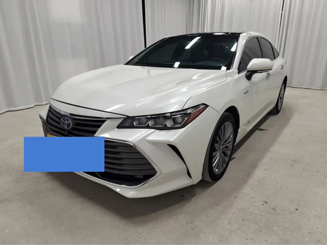 Toyota Avalon 2019 Hybrid 2.5L XLE Premium Edition China V