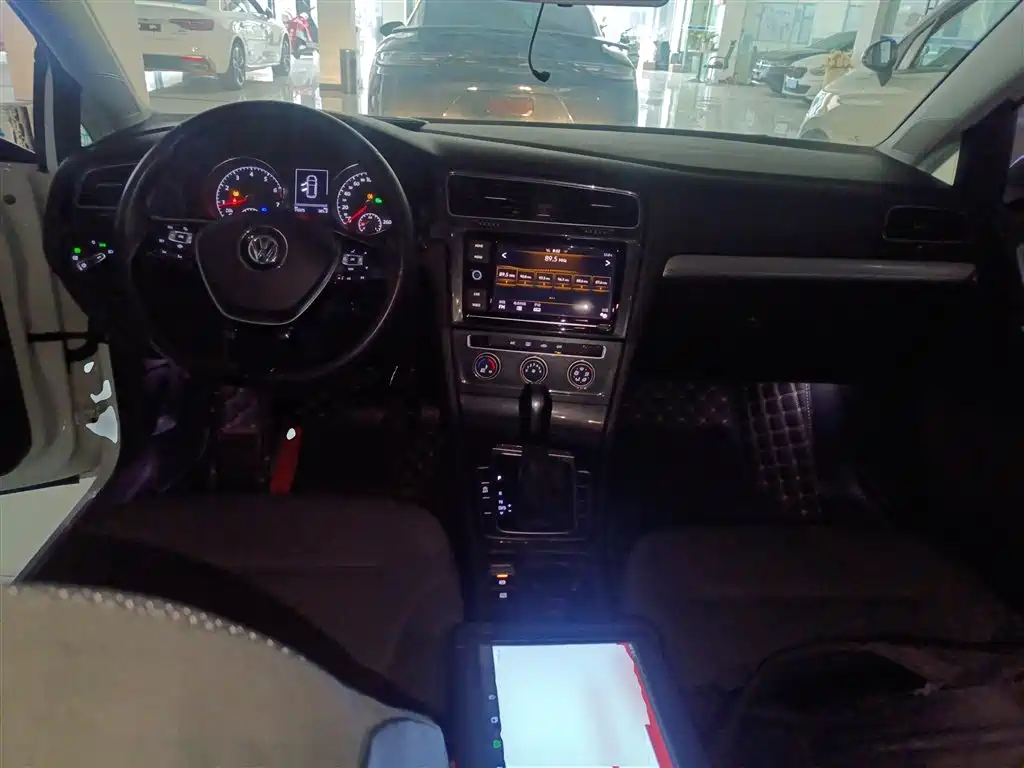 Volkswagen Golf 2019 280TSI DSG Comfort (China V) фото 6