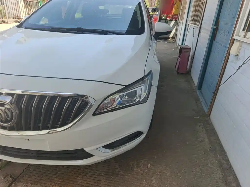 Buick Verano 2017 Sedan 20T DCT Leading фото 24