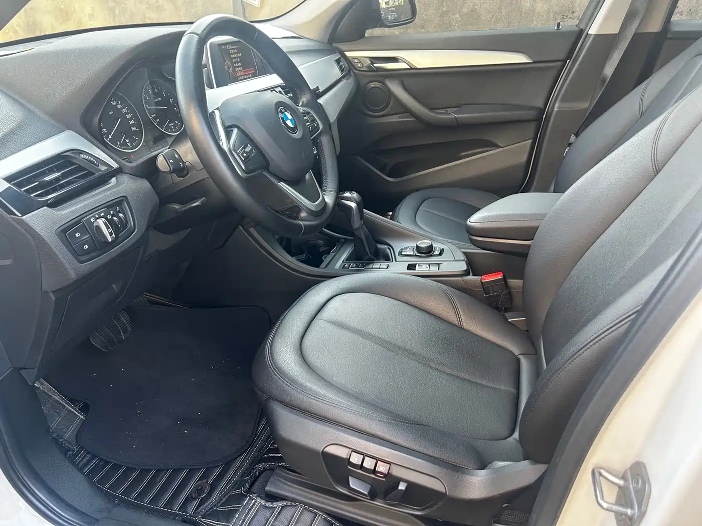 BMW X1 2016 sDrive18Li Fashion Model фото 8