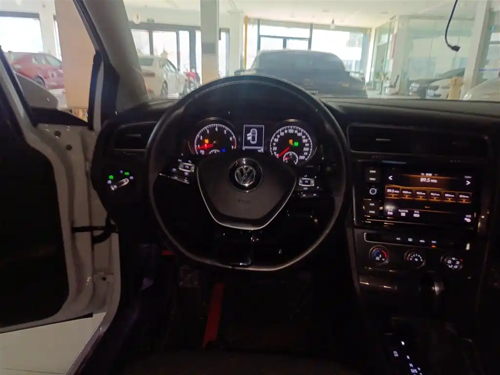 Volkswagen Golf 2019 280TSI DSG Comfort (China V) фото 7