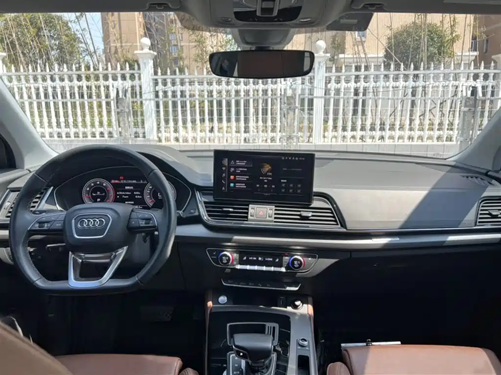 Audi Q5L 2022 Facelift 40T Luxury Dynamic фото 8