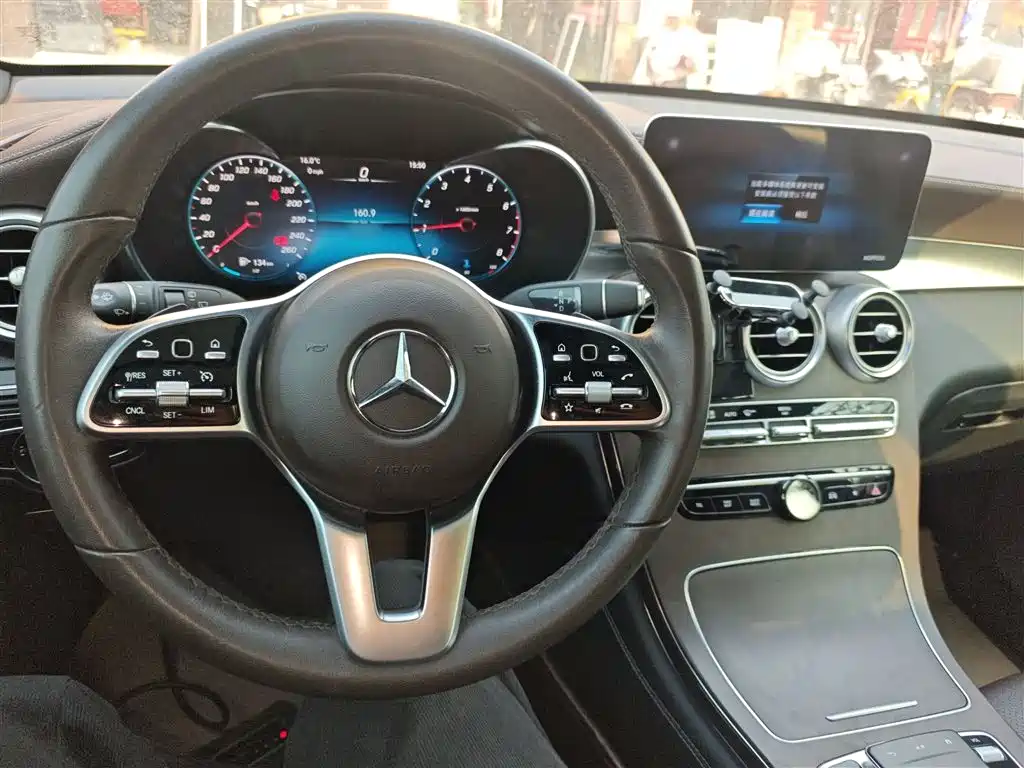 Mercedes-Benz GLC 2021 GLC 260 L 4MATIC Luxury фото 10