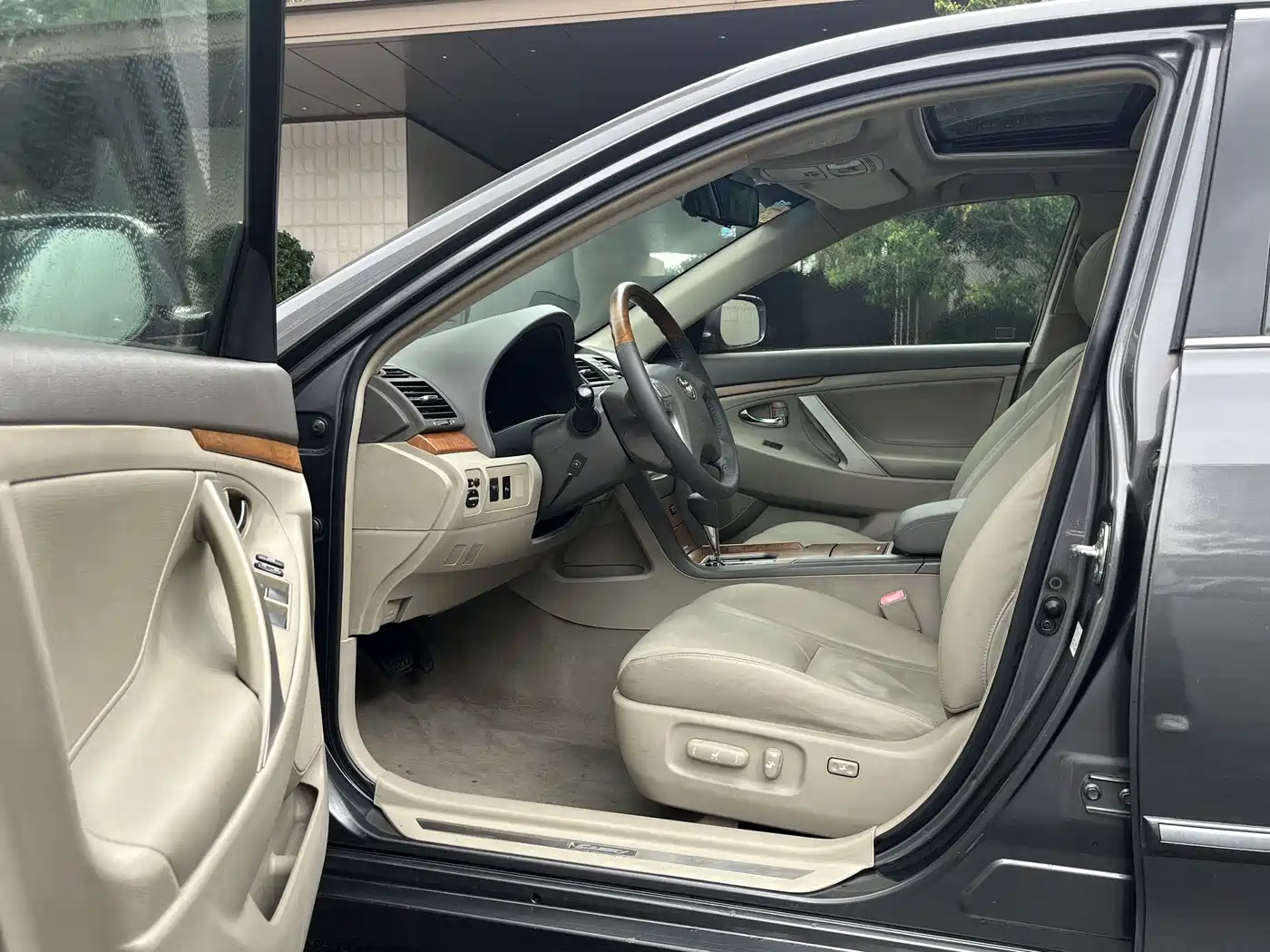 Toyota Camry 2011 200G Classic Anniversary Edition фото 12