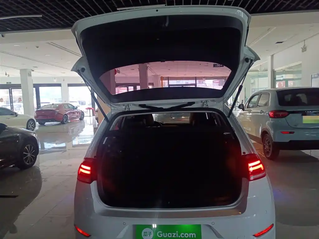 Volkswagen Golf 2019 280TSI DSG Comfort (China V) фото 16