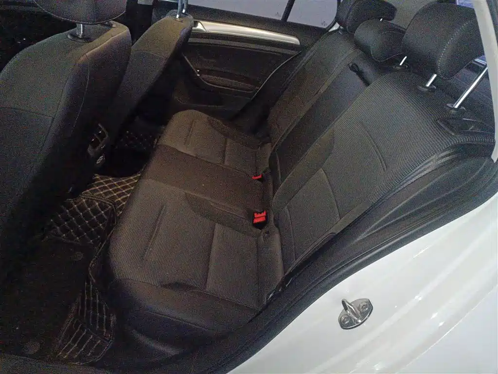 Volkswagen Golf 2019 280TSI DSG Comfort (China V) фото 14