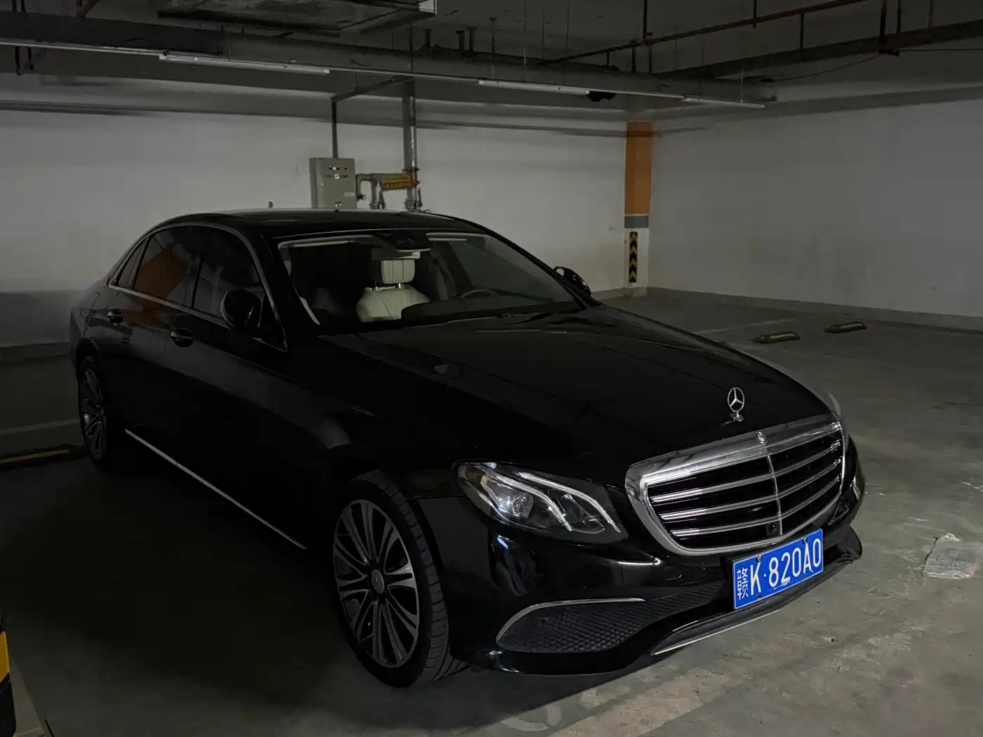 Mercedes-Benz E-Class 2016 E 300 L Luxury фото 6