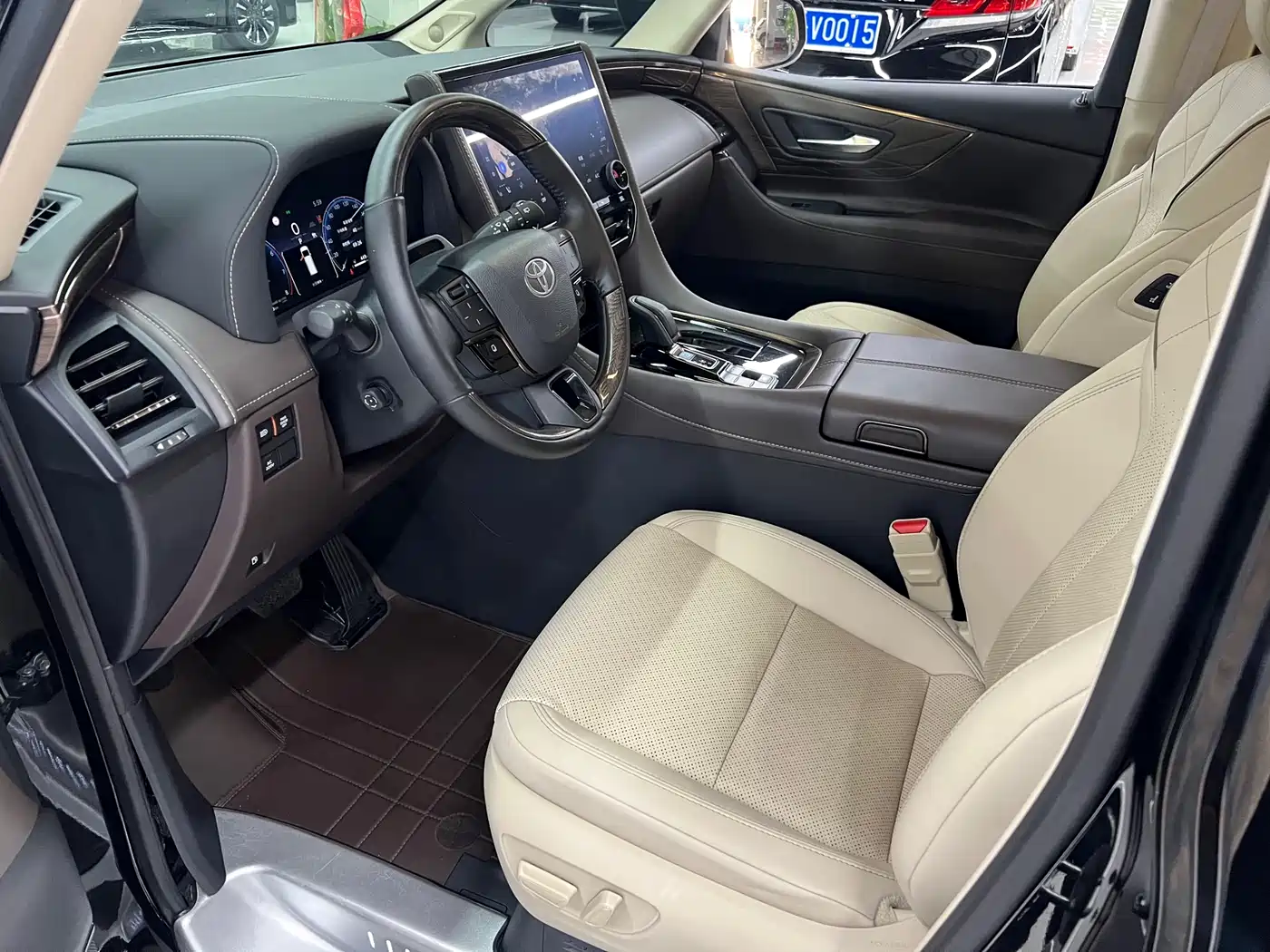 Toyota Alphard 2024 Hybrid 2.5L Ultimate Enjoyment Edition фото 21