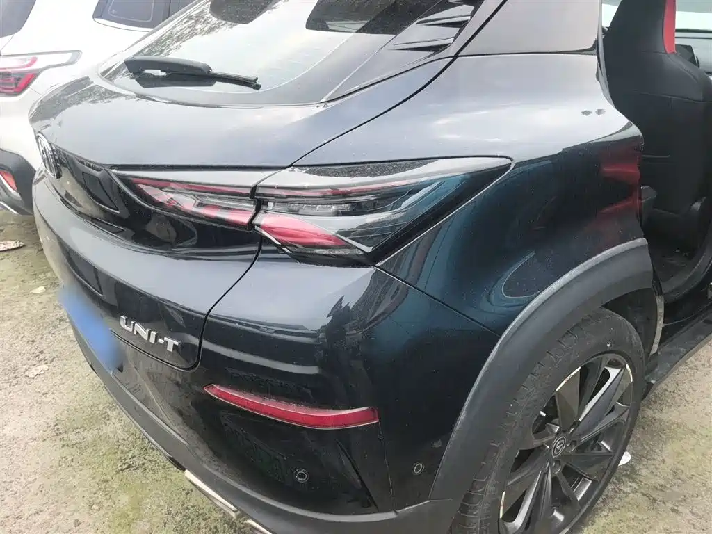 CHANGAN UNI-T