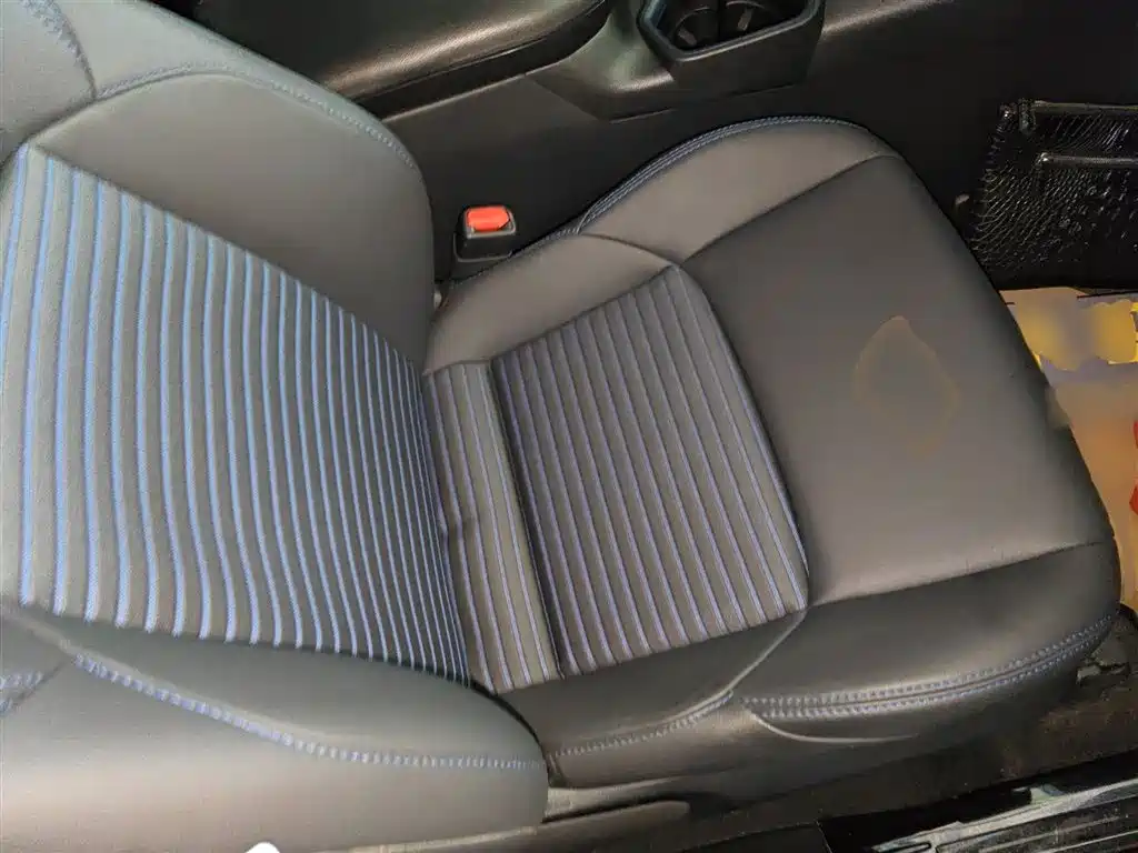 Toyota Wildlander 2020 2.0L CVT 2WD Tech Edition фото 25