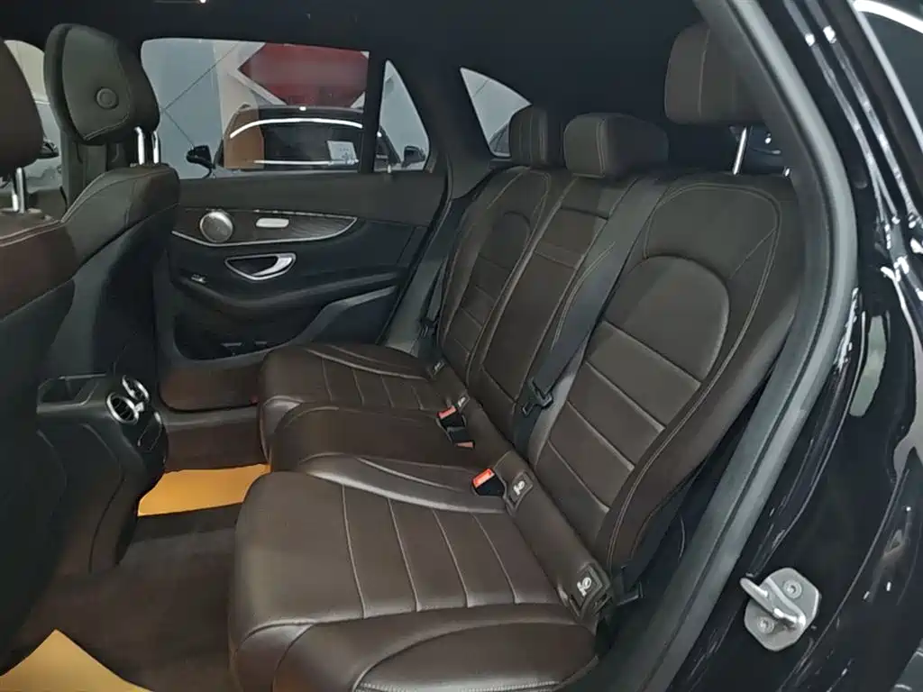 Mercedes-Benz GLC 2020 GLC 300 L 4MATIC Dynamic фото 17