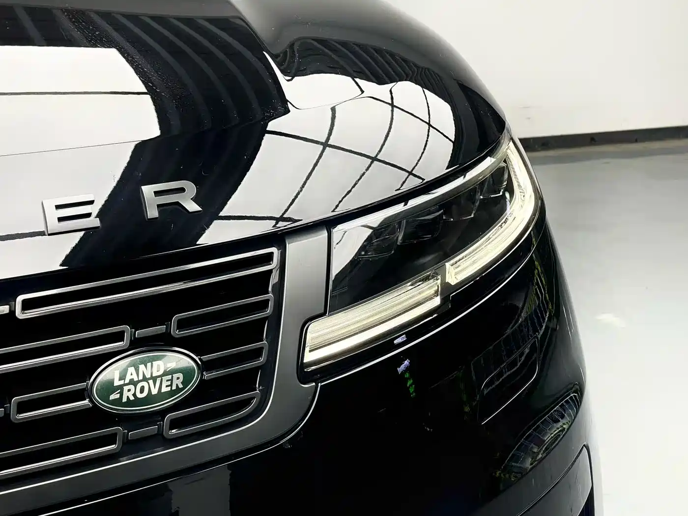 Land Rover Range Rover Sport 2024 400PS Dynamic SE фото 13