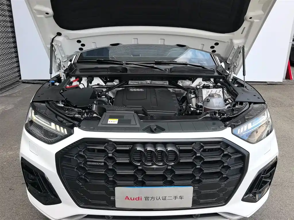 Audi Q5L 2024 Model 45 TFSI Premium Dynamic фото 16