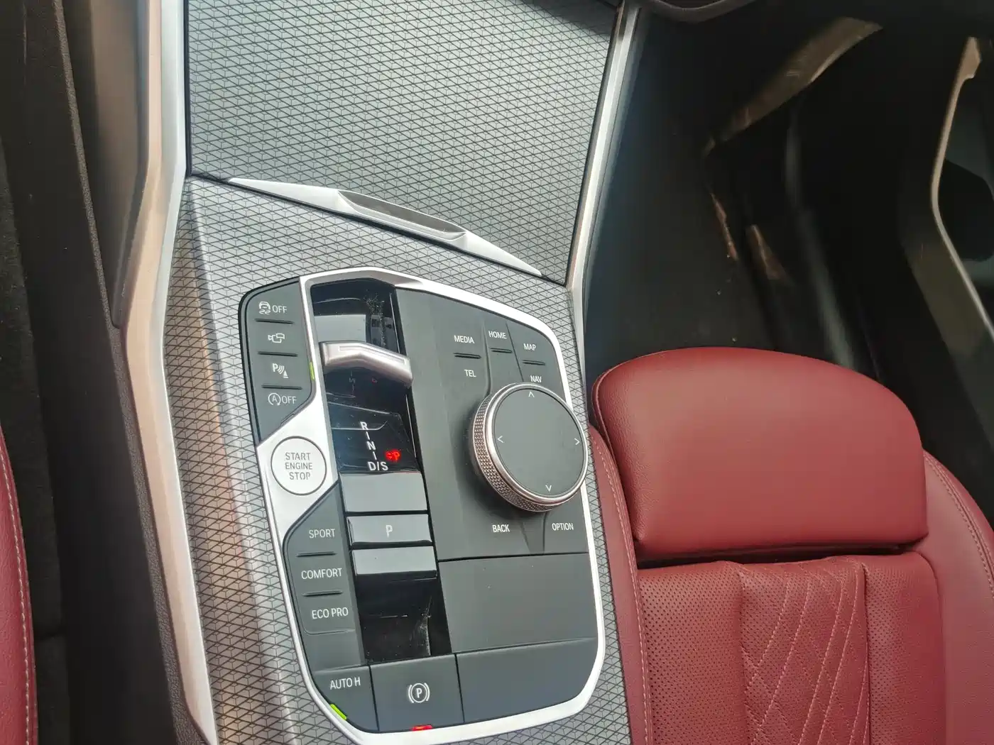 BMW 3 Series 2024 325Li M Sport Shadowline Package фото 16
