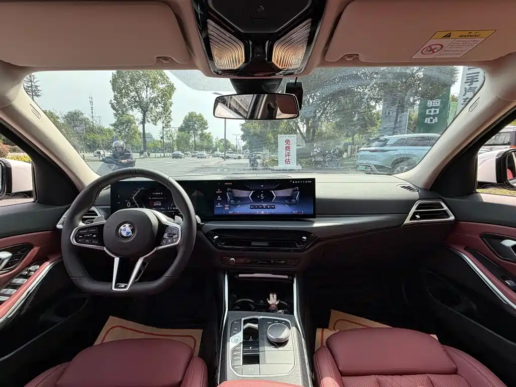 BMW 3 Series 2025 325Li M Sport Package фото 11