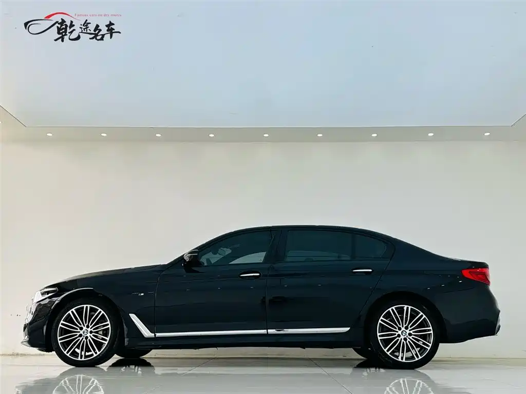 BMW 5 Series 2018 Facelift 530Li Leading M Sport Package фото 4