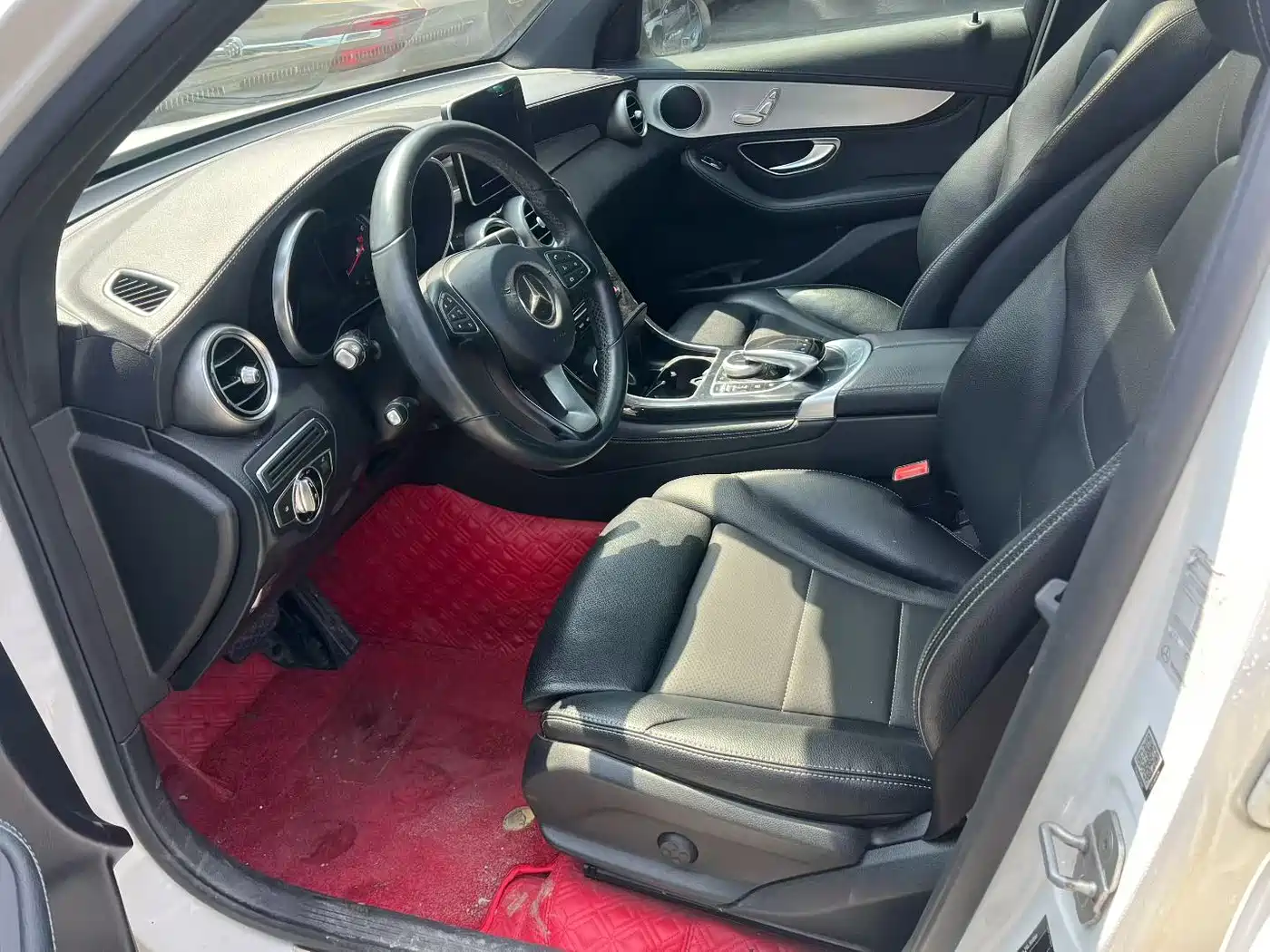 Mercedes-Benz GLC 2016 GLC 200 4MATIC фото 4