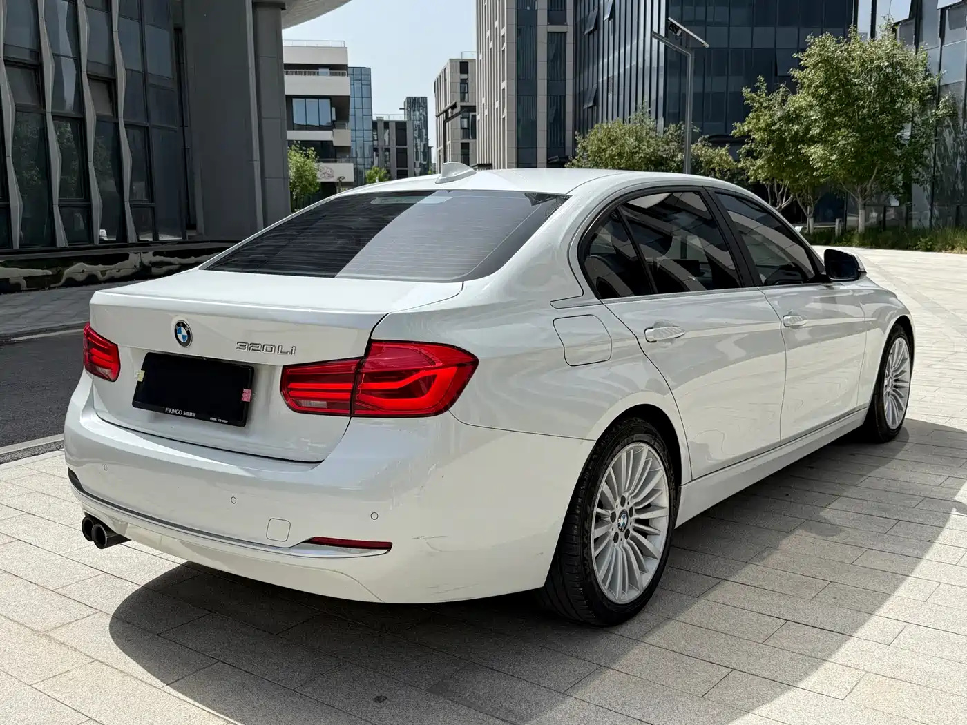 BMW 3 Series 2018 320Li Fashion Style фото 4