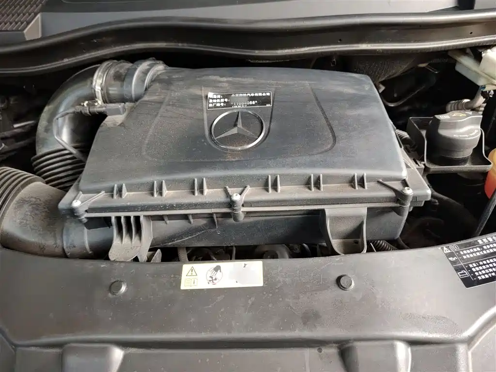 Mercedes-Benz V-Class 2017 Model V 260 Premium Edition фото 20