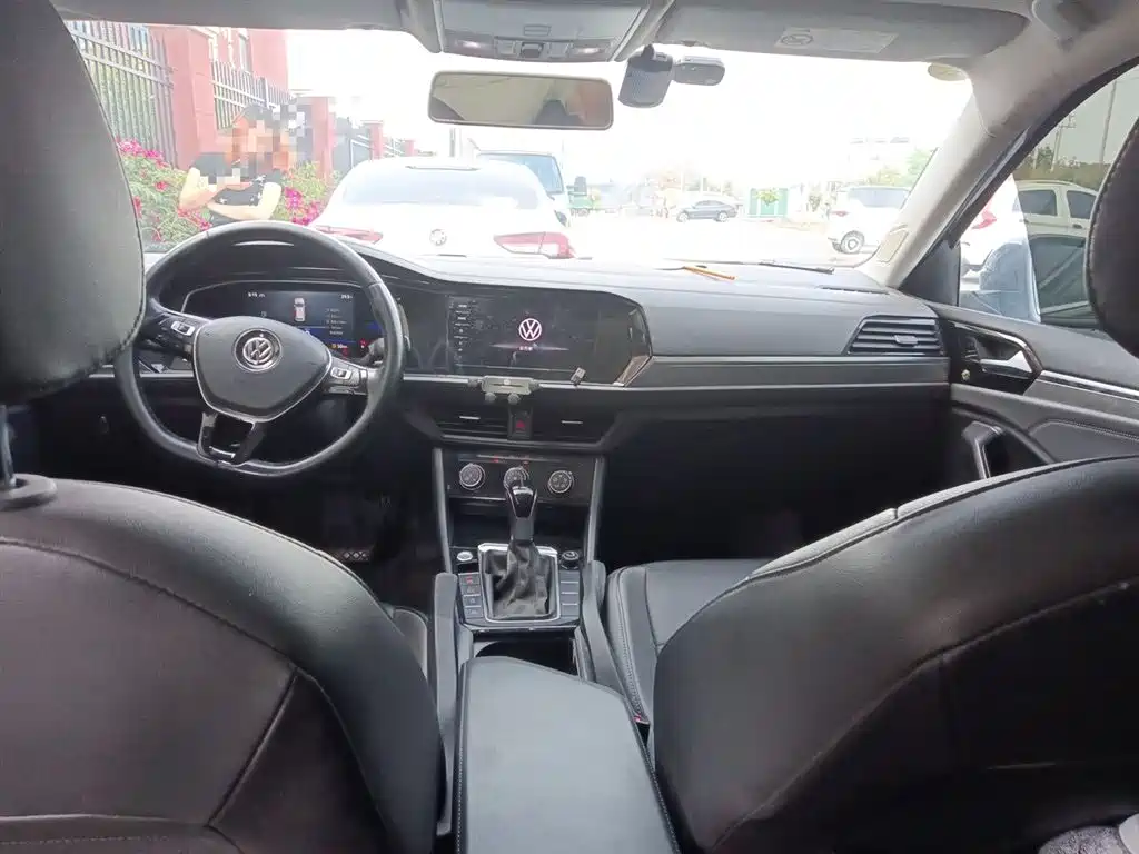 Volkswagen Sagitar 2021 280TSI DSG Surpassing Edition фото 9