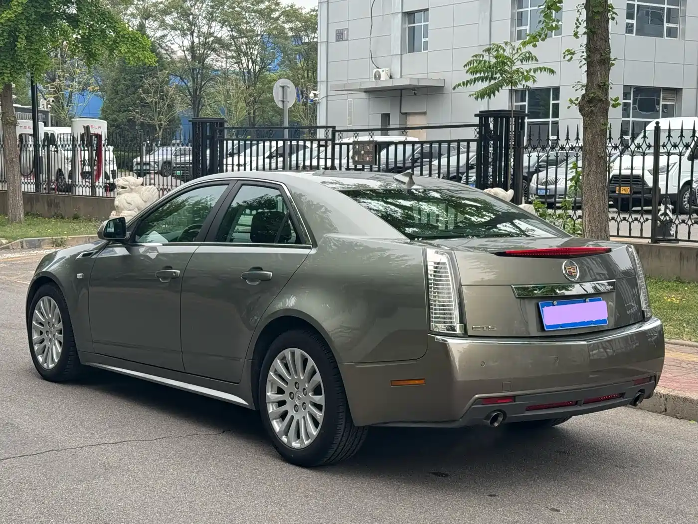 Cadillac CTS (Import) 2010 Model 3.0 Luxury Sport Edition фото 2