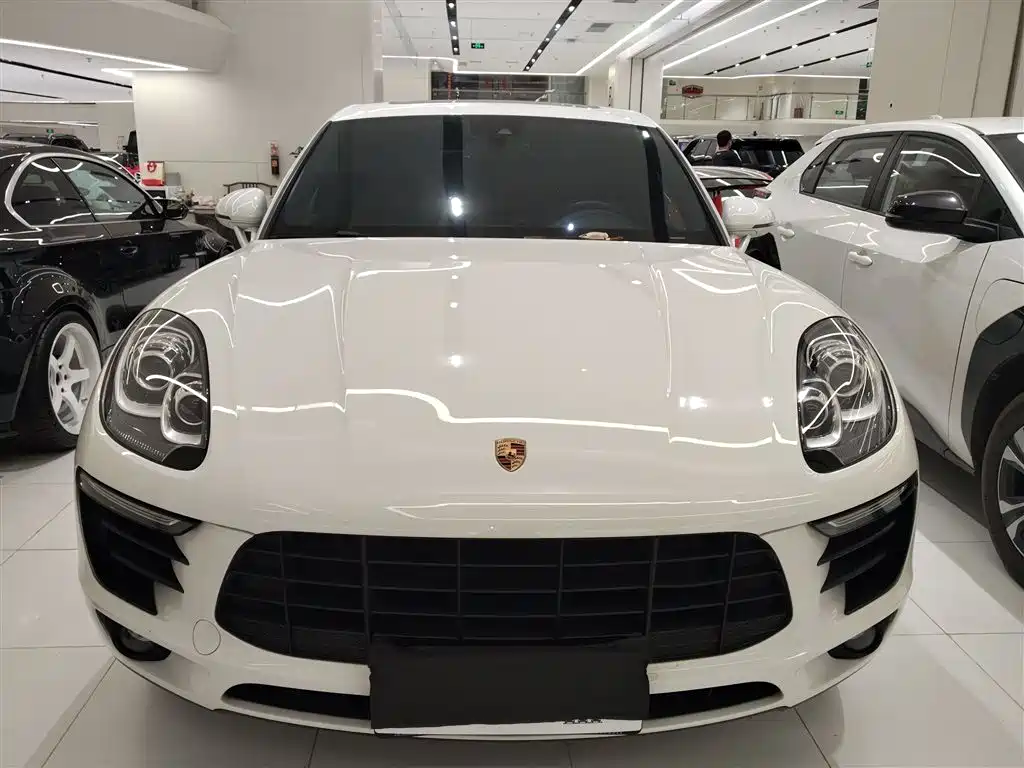 Porsche Macan 2017 Macan 2.0T фото 19