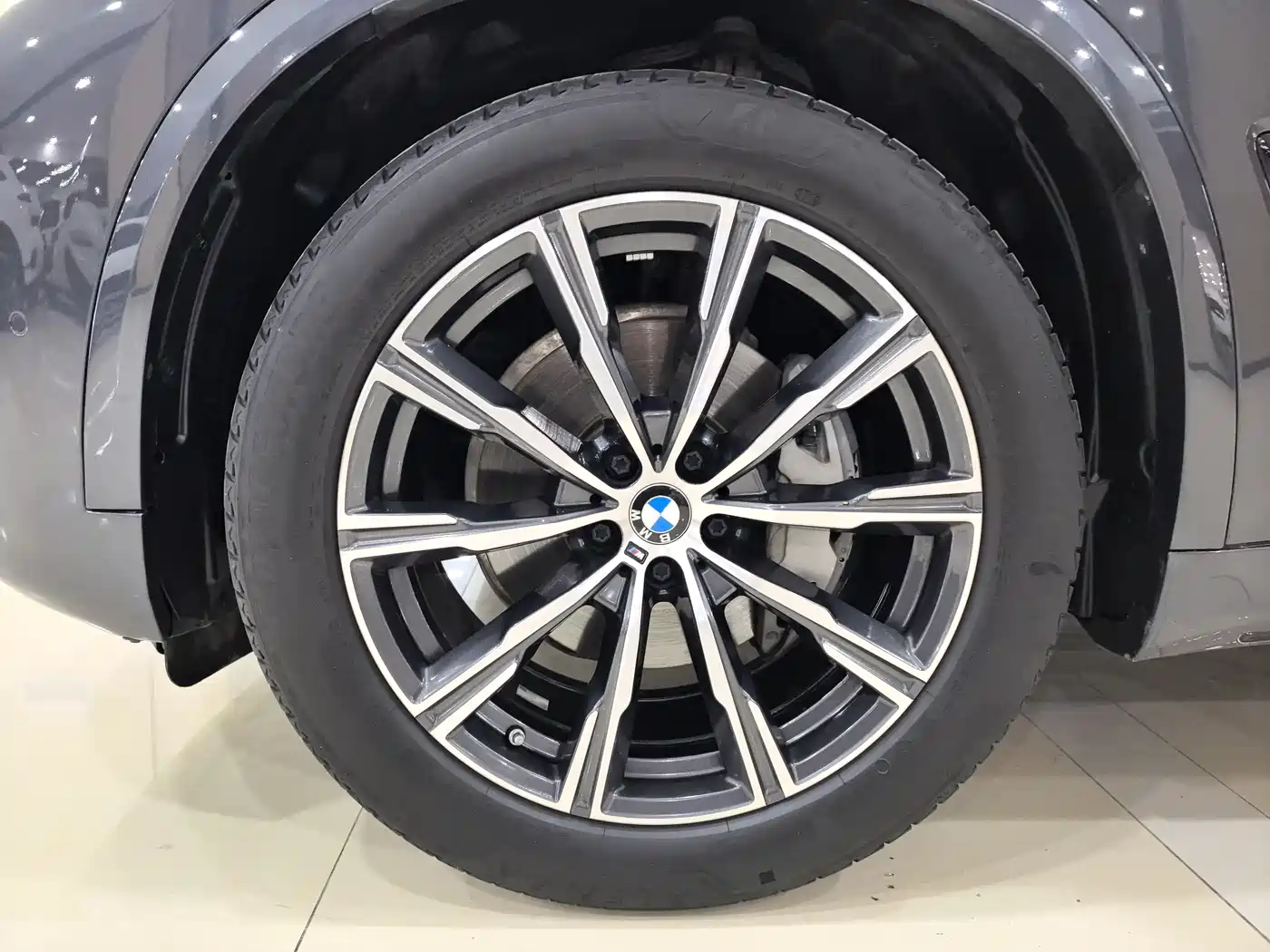 BMW X5 (Import) 2020 xDrive40i M Sport Package фото 6