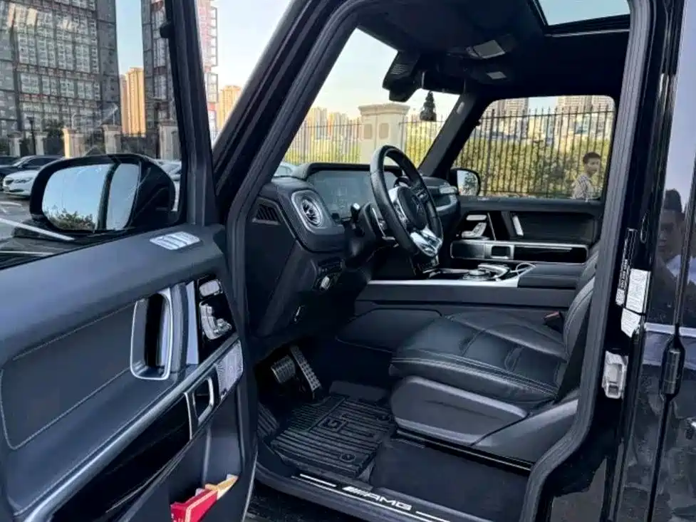 Mercedes-Benz G-Class AMG 2022 AMG G 63 фото 3