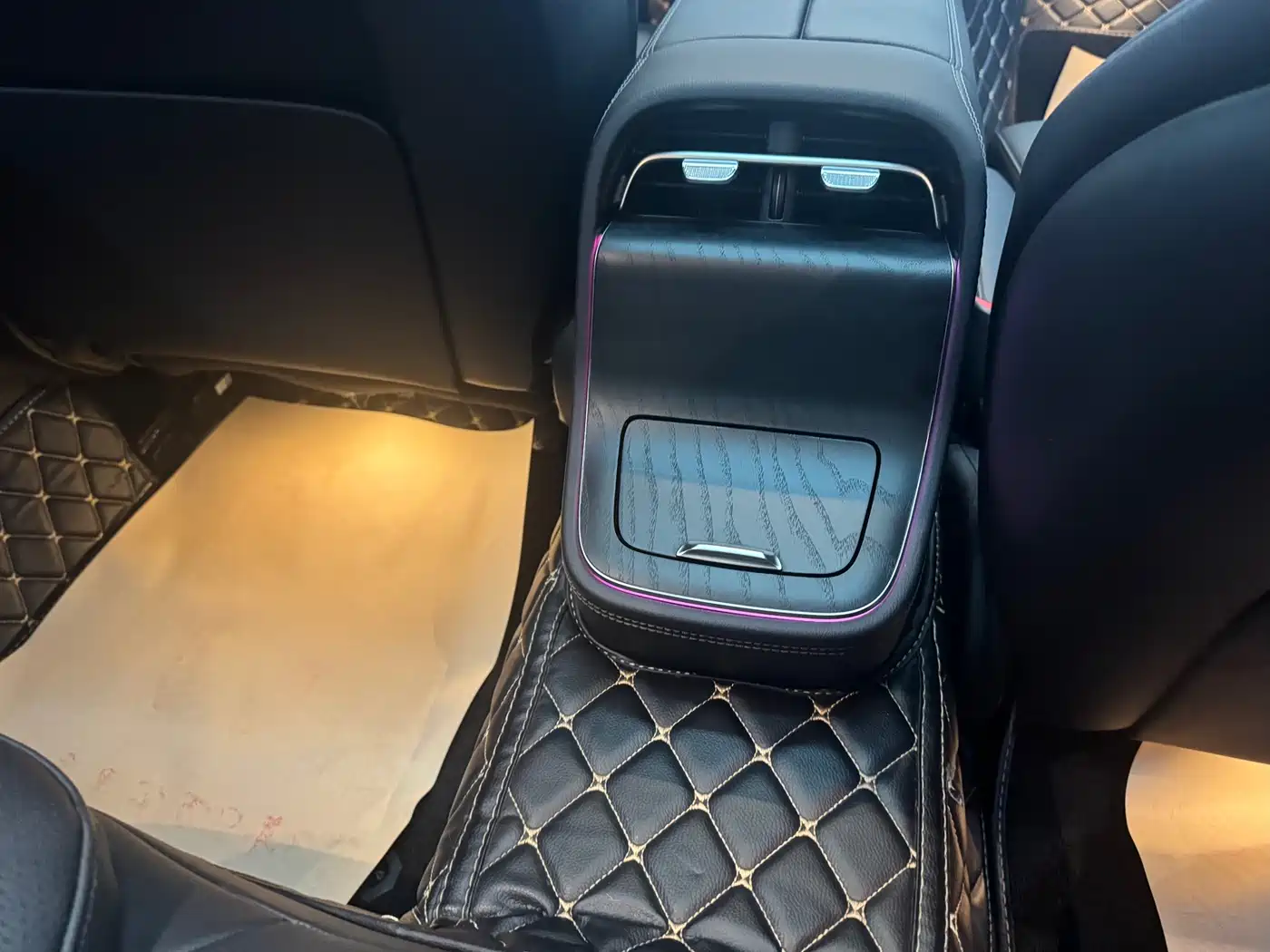 Mercedes-Benz E-Class 2024 E 300 L Fashion Sport фото 11