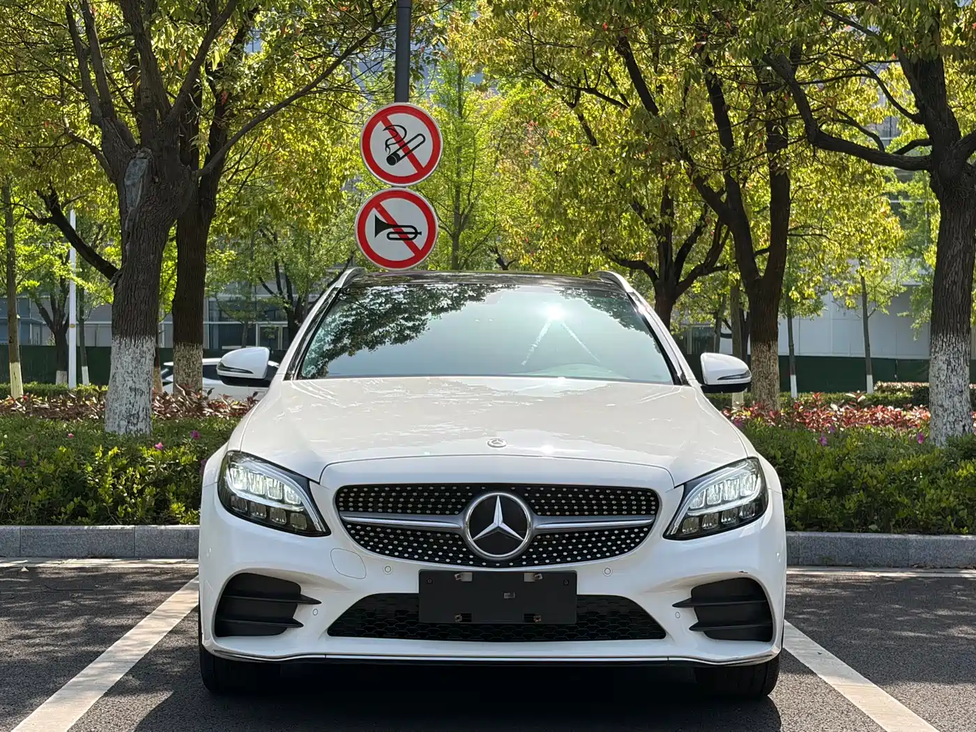 Mercedes-Benz C-Class (Import) 2020 Model C 260 Estate фото 2
