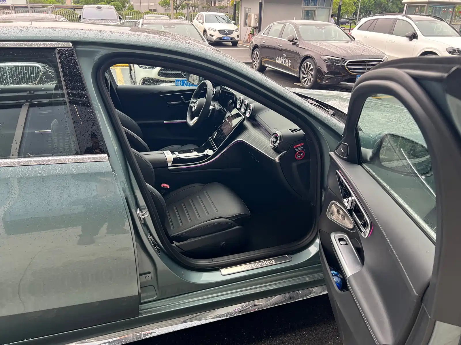 Фото 7 - Mercedes-Benz C-Class