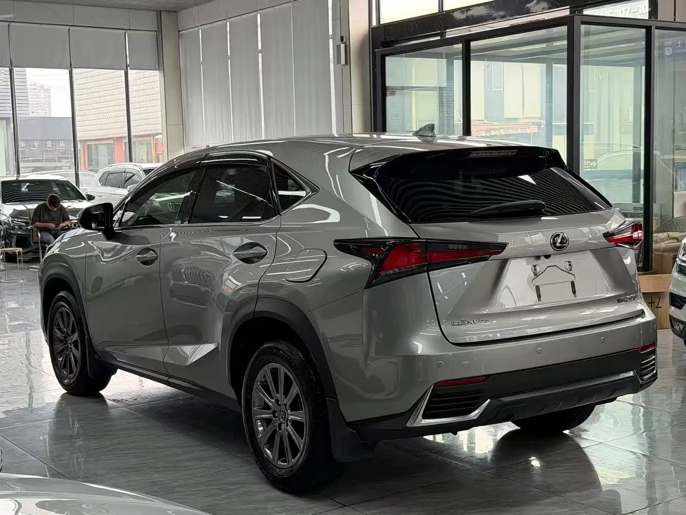 Lexus NX 2020 200 FWD Sharp Edition China VI фото 13