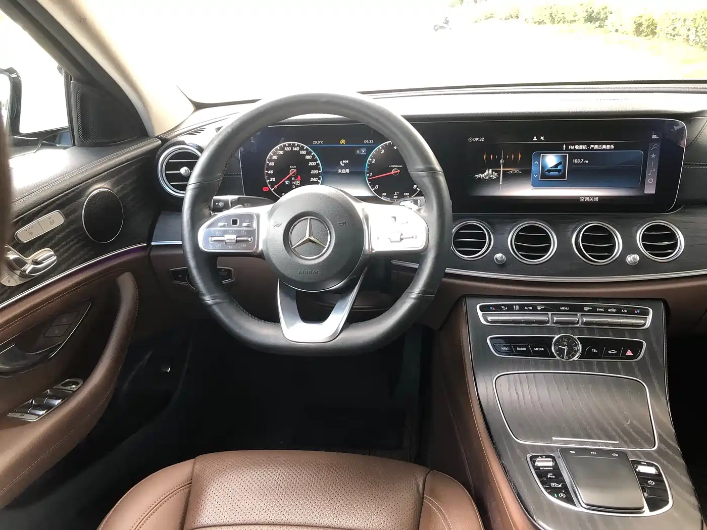 Mercedes-Benz E-Class 2020 E 300 L Sport Fashion Model фото 7