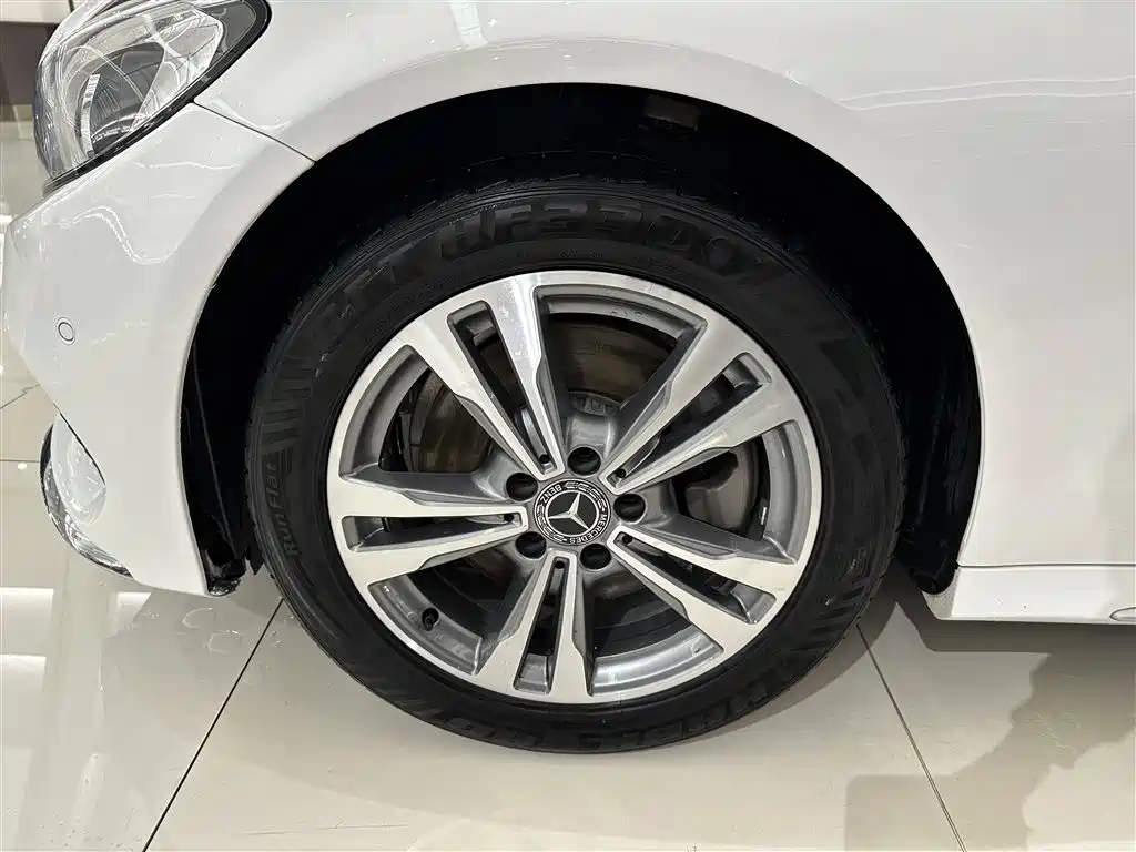 Mercedes-Benz C-Class 2018 C 200 L Sport Edition фото 5