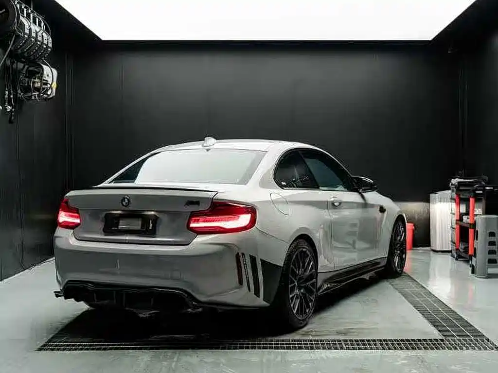 Фото 11 - BMW M2